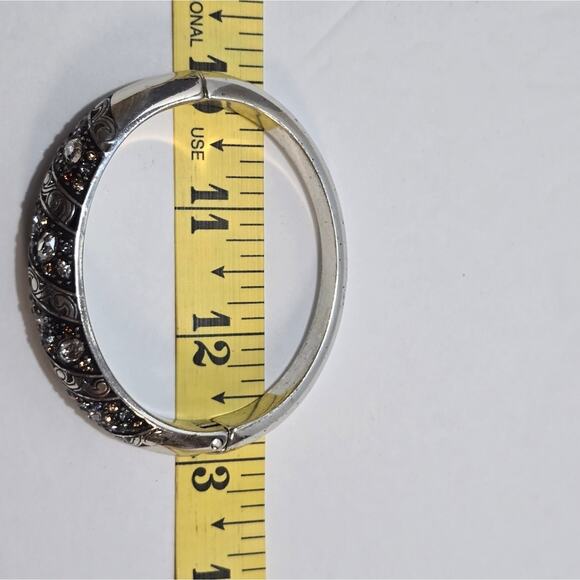 BrightonTrust Your Journey Blue‎ Neutrals Crystal Hinged Bracelet - Picture 2 of 4